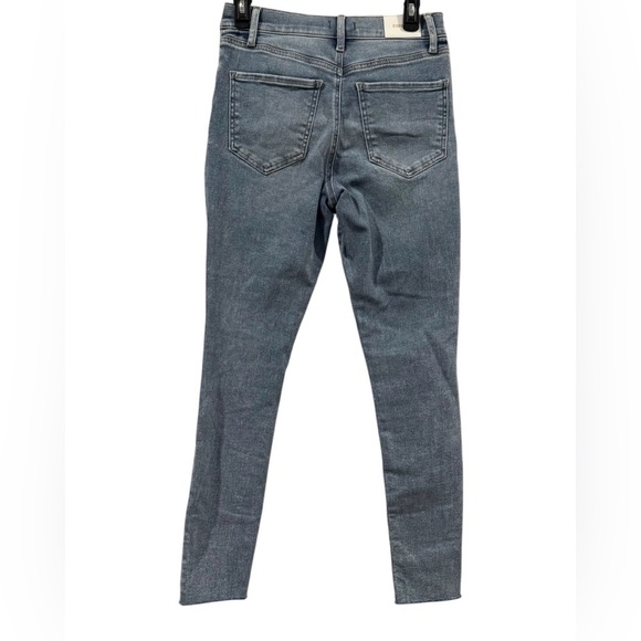 Women’s Express Light Wash High Rise Skinny Jeans: Size 4R - Picture 2 of 7